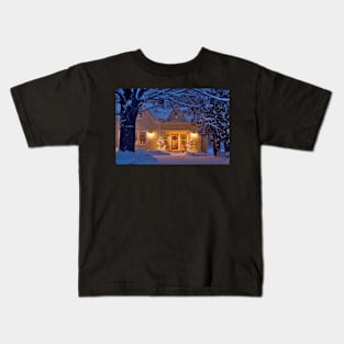 New England Christmas Home Kids T-Shirt